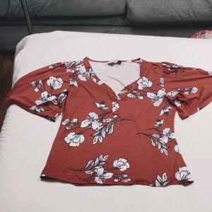 Alex & Parker Floral Rust Women's Top Size Medium